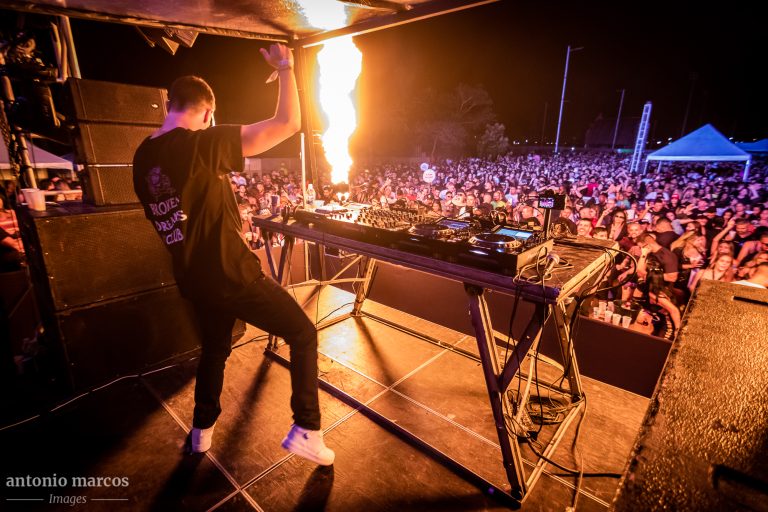 Nash: A trajetória de um DJ que cresceu junto com a música
