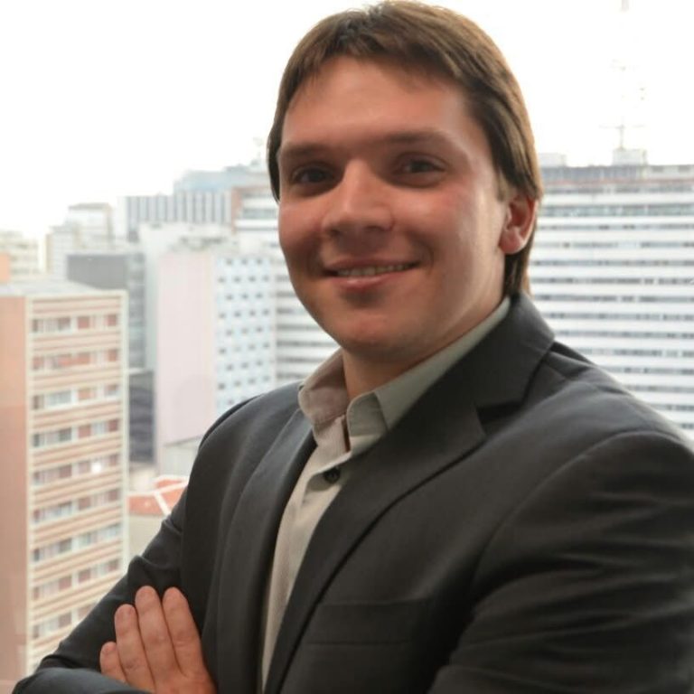 Entre estratégia e visão de futuro: Enzo Leonardo Tieppo no centro da nova era financeira brasileira