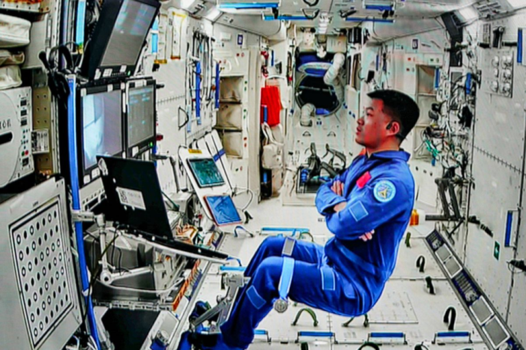 China avança no espaço e desafia hegemonia dos Estados Unidos