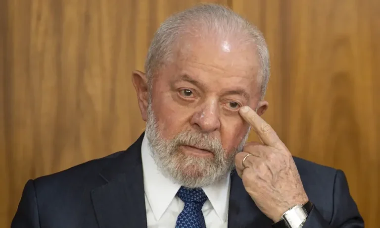 Descontentamento com Lula ainda supera apoio e preocupação persiste