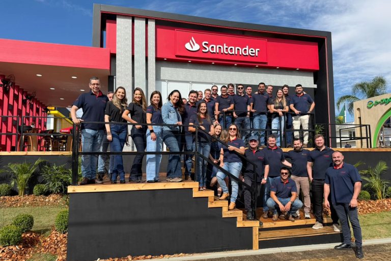 Santander foca em consultoria personalizada para impulsionar retomada do agro gaúcho na Expodireto Cotrijal