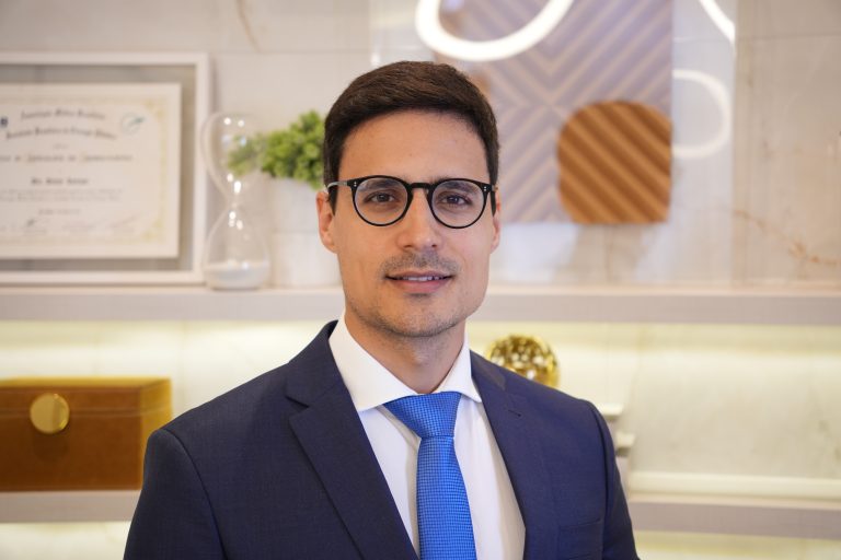 Renuvion (J-Plasma) com Dr. Adriano Fernandes: Tecnologia Avançada para Tratar a Flacidez com Resultados Naturais