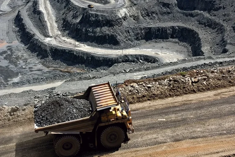 PT sugere criação da TerraBrás e novo modelo de partilha para assegurar controle sobre minerais essenciais
