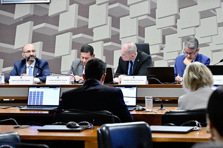 Estratégias de inteligência e gestão no sistema penitenciário são cruciais no enfrentamento às facções, destaca secretário