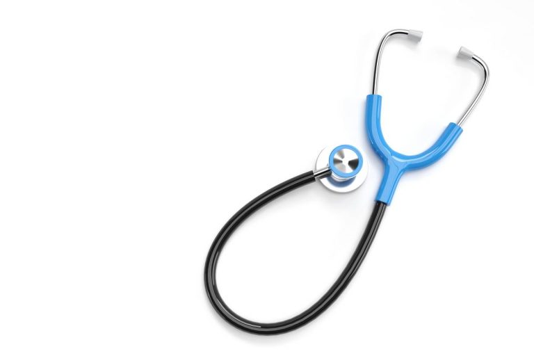 STJ revoga prisão preventiva de médico acusado de assédio contra aluna em Quixadá