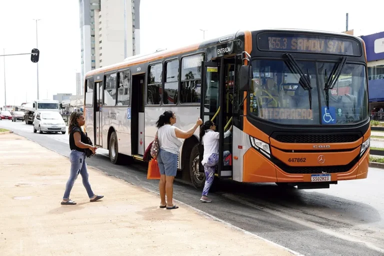 Universidades propõem isenção de tarifas e estimam um impacto de R$ 60 bilhões na economia