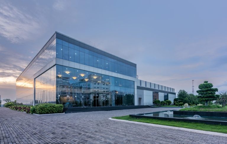Google expande operações na Índia, enfrentando resistência de comunidades locais sobre novo data center