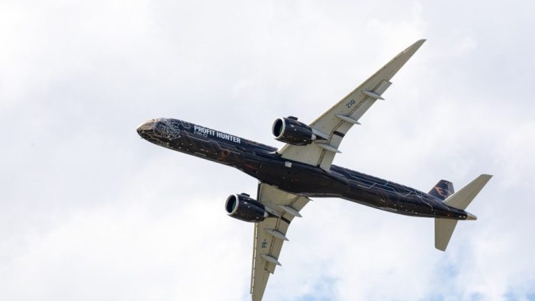 XP prevê crescimento de 17% nas ações da Embraer até 2027