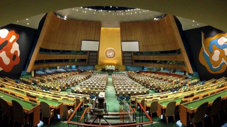 China pede à ONU a suspensão do embargo americano contra Cuba
