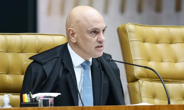 Caso Master: Metadados revelam conexão de Moraes com contrato que ele afirma desconhecer