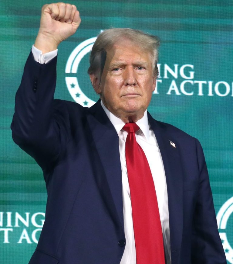 Trump planeja utilizar petróleo da Venezuela para reabastecer reservas americanas
