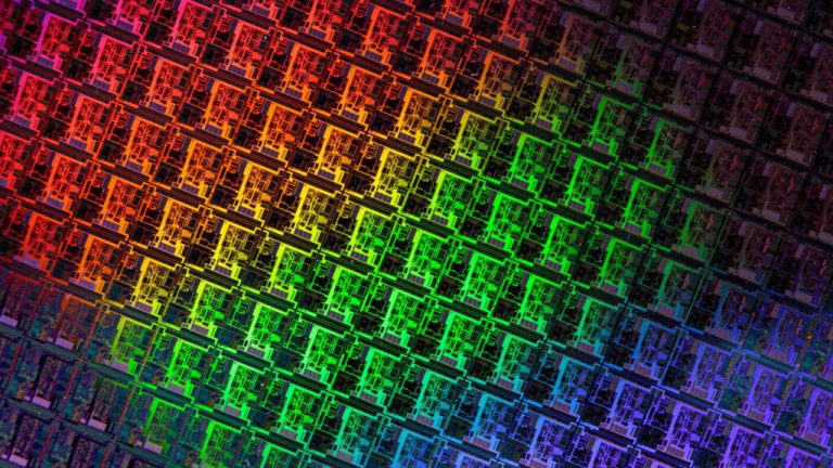 Vietnã enfrenta adiamento na inauguração de sua primeira fábrica de chips devido à falta de acordo com fornecedora da Holanda